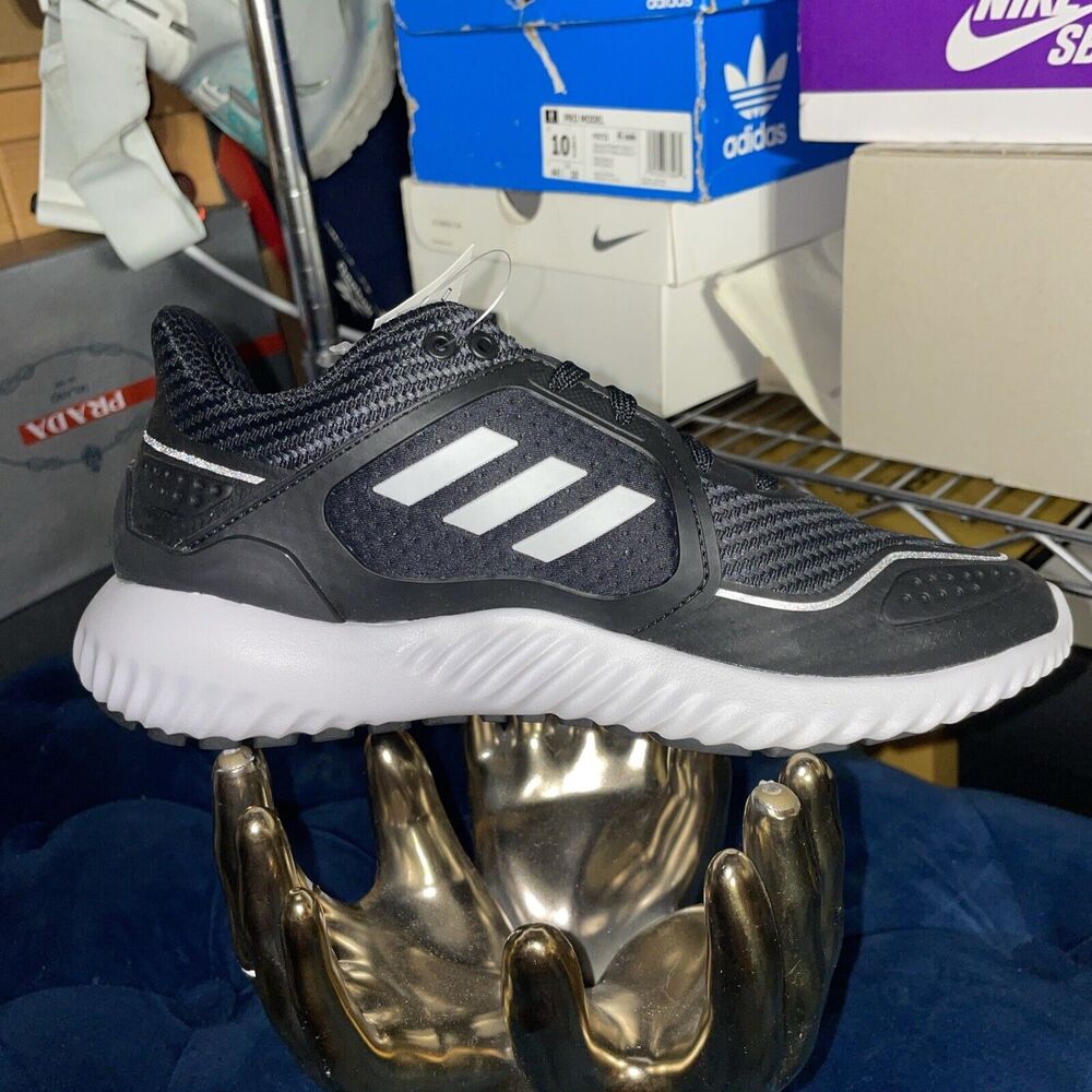 adidas G54872 Climawarm Bounce Low Black White Running Shoes Size 5